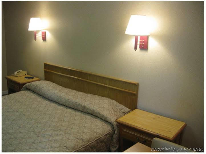 Red Carpet Inn Absecon Galloway Habitación foto